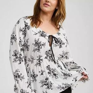 torrid White Floral Tie-Neck Peasant Tunic